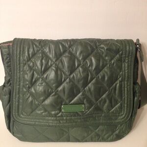 👛 VERA BRADLEY 👛 green nylon computer bag